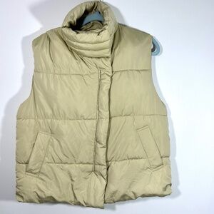 Urban Outfitters Puffer Vest – Size Small Light Khaki
